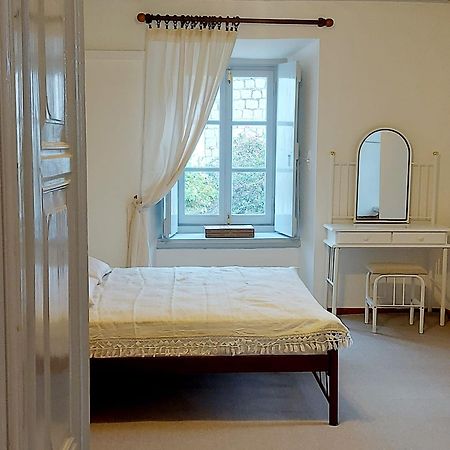 Danae Port House Apartment Хидра Екстериор снимка
