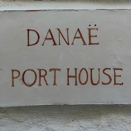Danae Port House Apartment Хидра Екстериор снимка