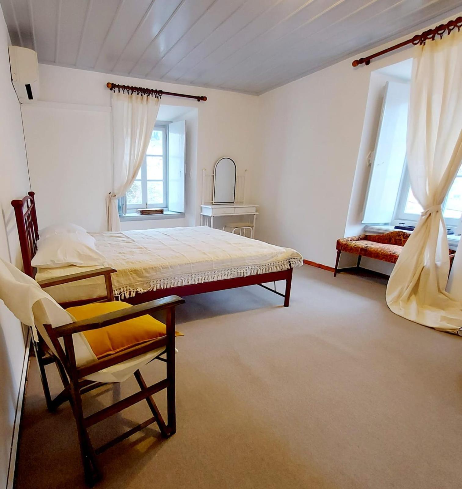 Danae Port House Apartment Хидра Екстериор снимка